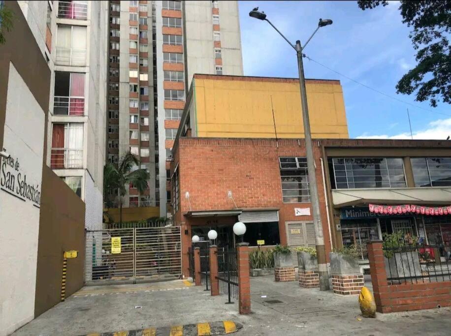 Hermoso Apartamento En Excelente Ubicacion. *